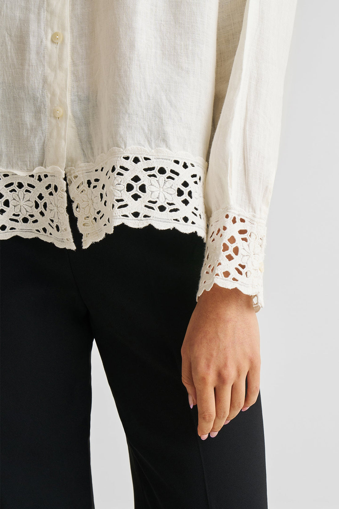 Button-down with Lace Shirt in Off-white -COL - Stella Carakasi