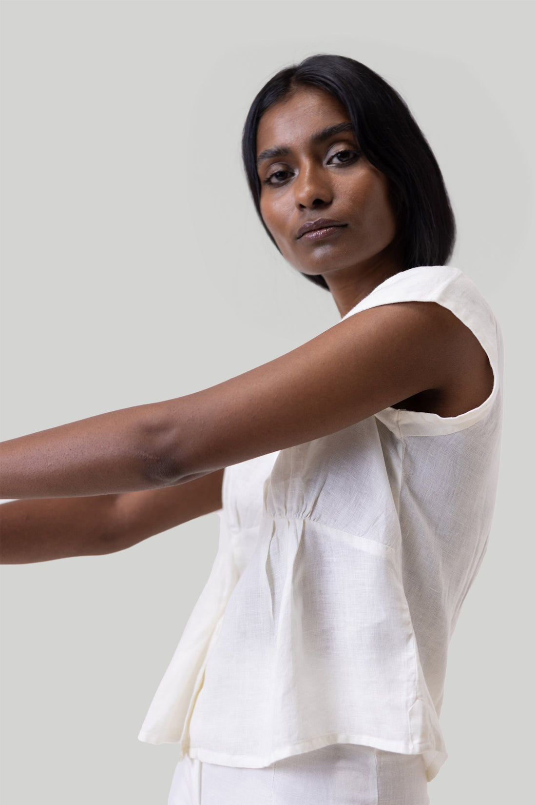 Deep V-neck Top in Off-white -COL - Stella Carakasi