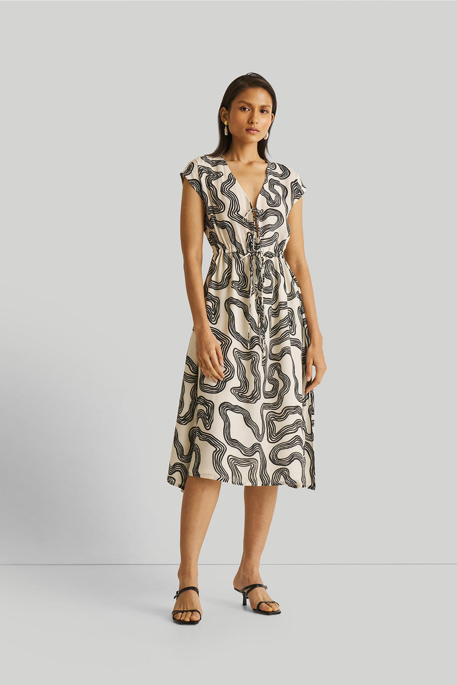 Deep V-neck Gathered Dress -COL