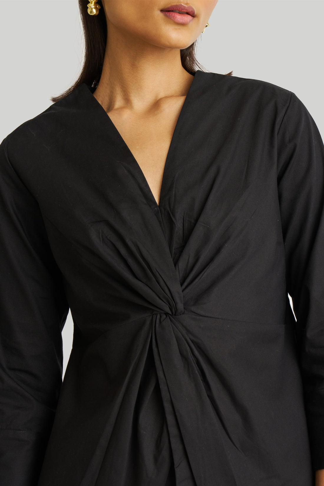 Front Twist Top in Black -COL - Stella Carakasi