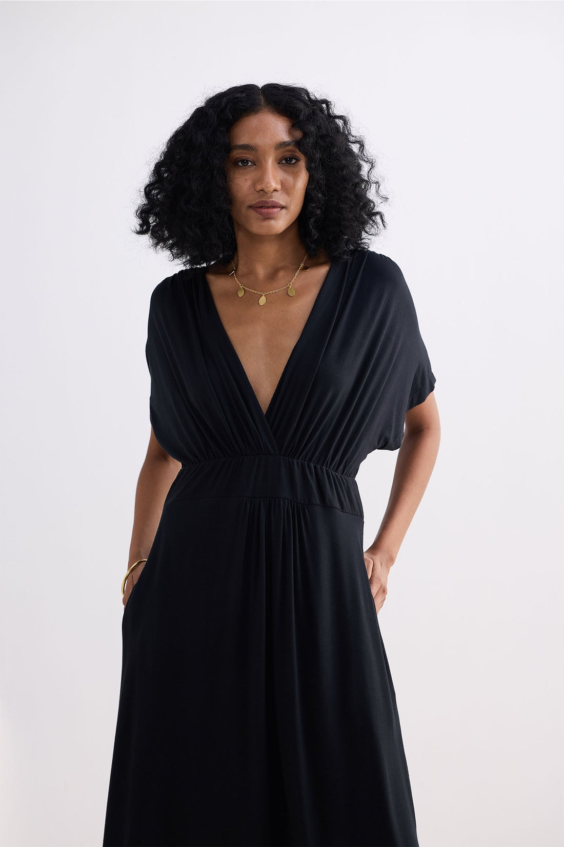 Flowy A-Line Maxi Dress with Side Slits in Black Black / L Flowy A-Line Maxi Dress with Side Slits in Black Black / L