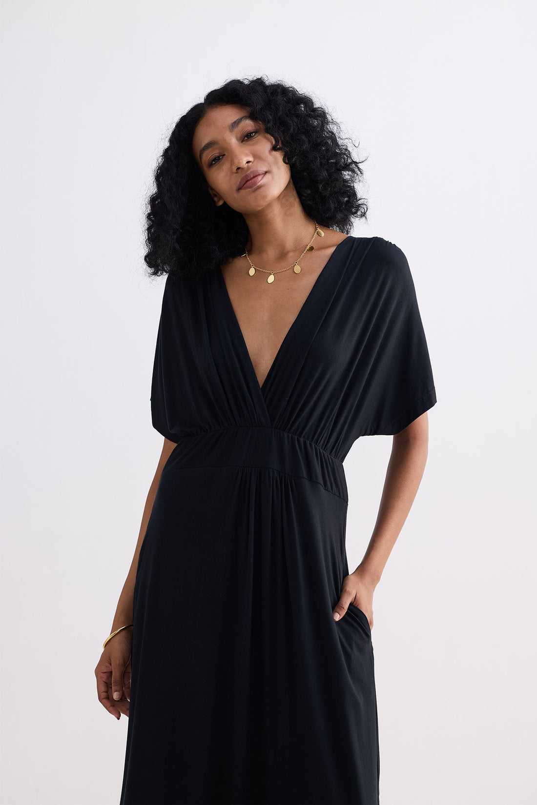 Flowy A-Line Maxi Dress with Side Slits in Black Black / L Flowy A-Line Maxi Dress with Side Slits in Black Black / L