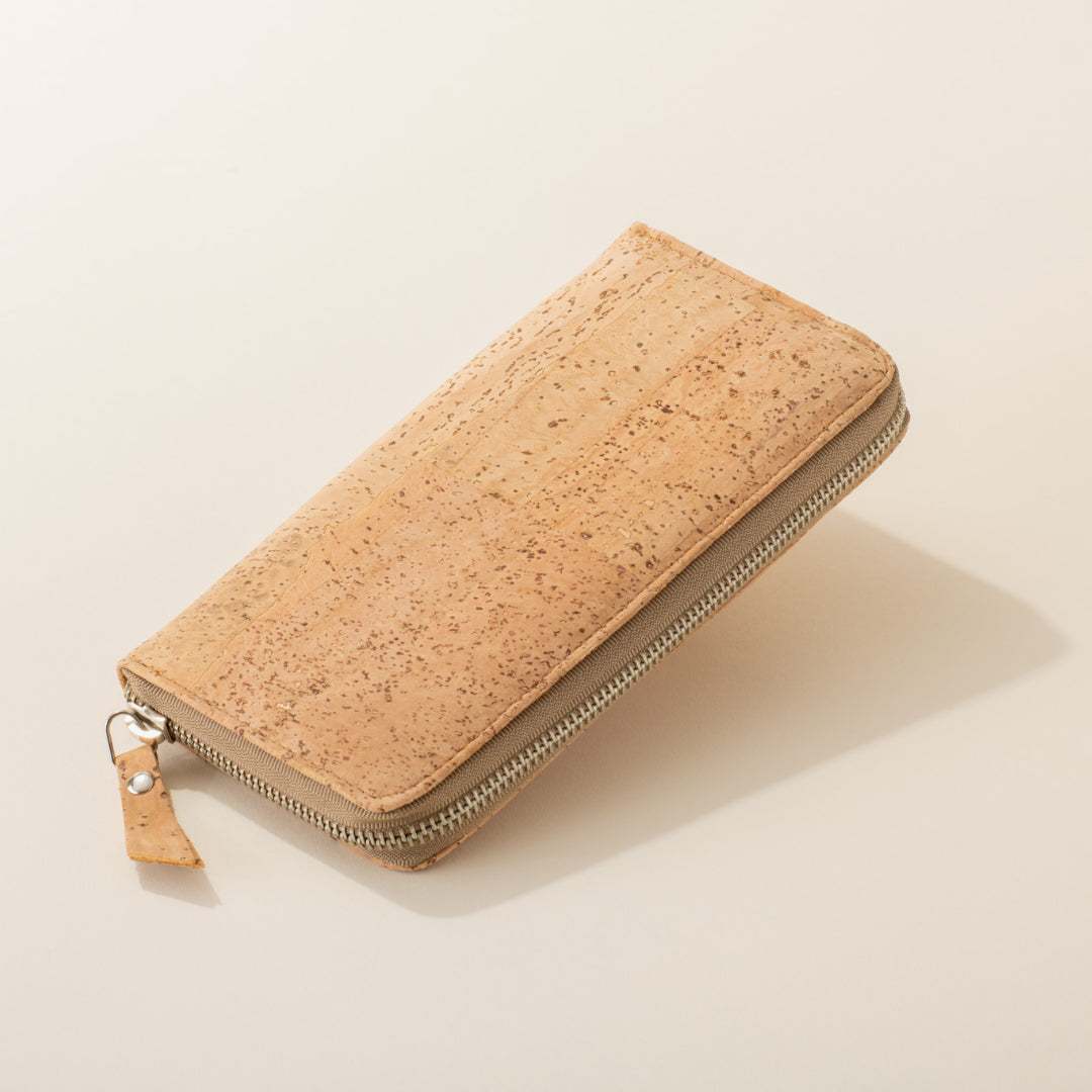 Just Enough Wallet - Stella Carakasi