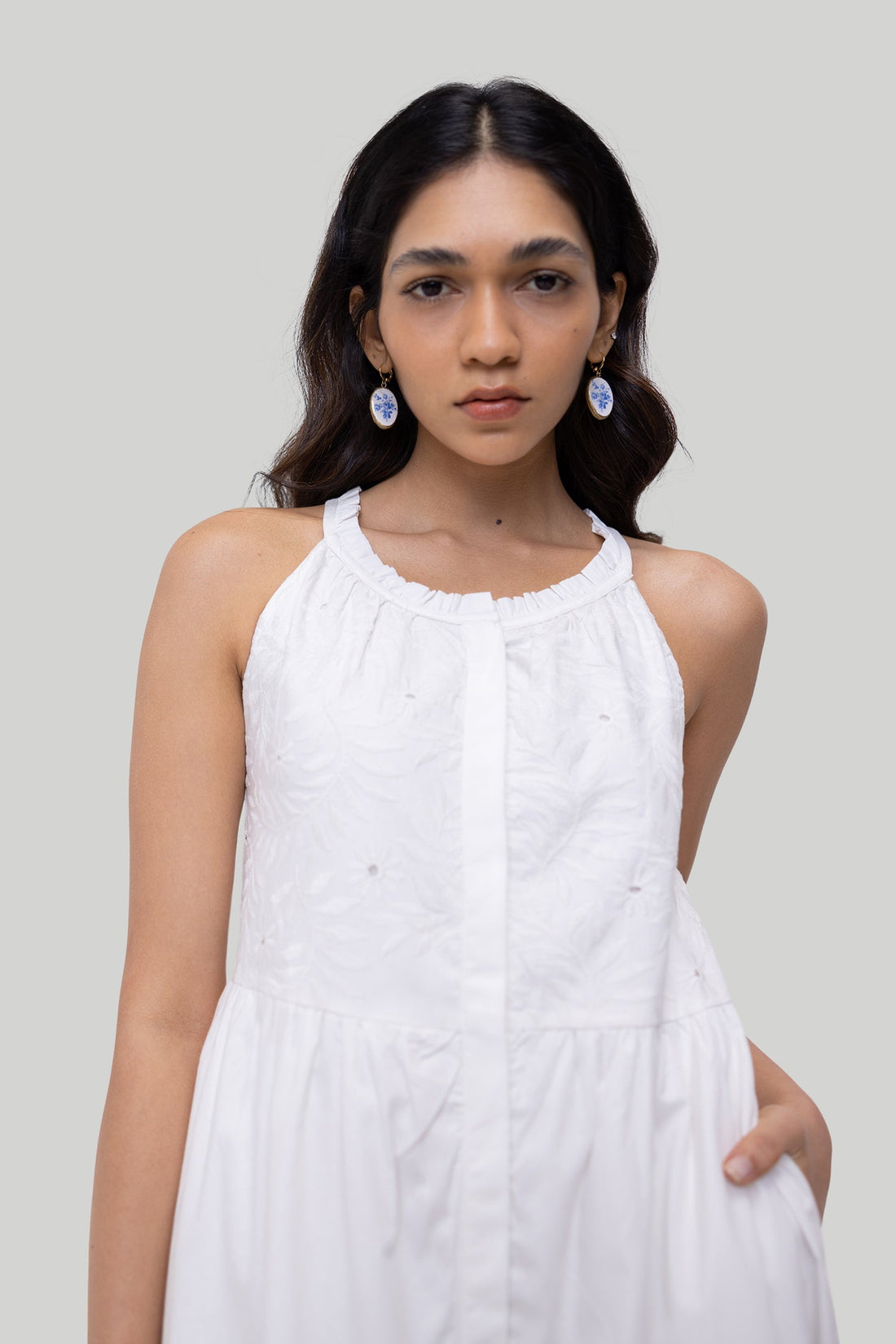 Sleeveless embroidered tiered maxi dress -COL