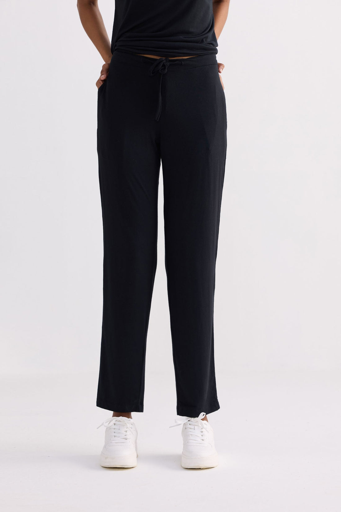 Wide Leg Pant in Black - Stella Carakasi